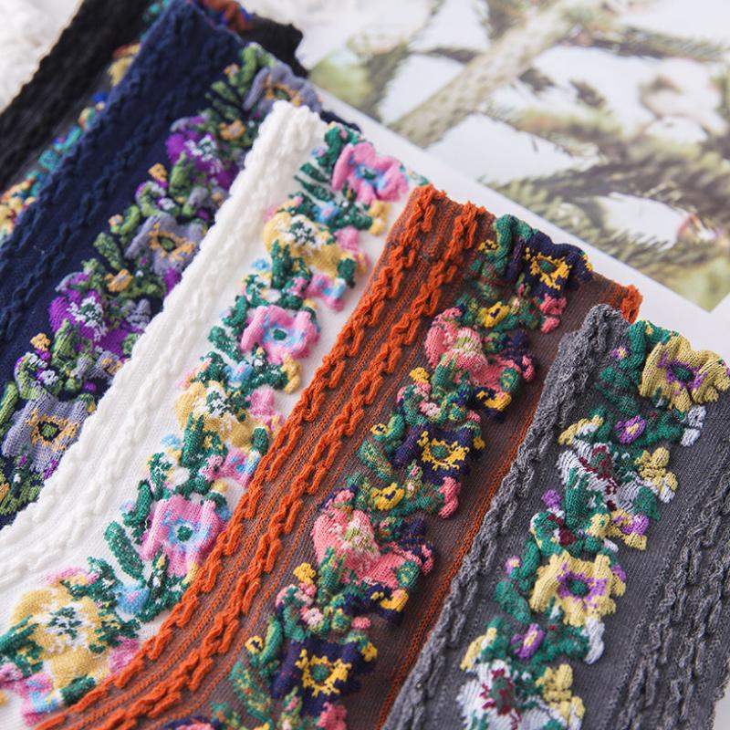 Sorellea - Women's Vintage Floral Embroidered Socks