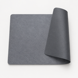 Wearbella – Double-Sided PU Leather Placemats (4-pack)