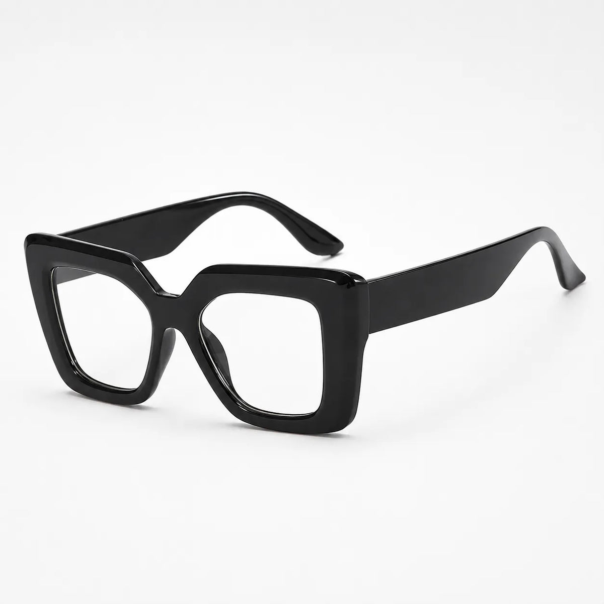Wearbella – The Square Frame That Finishes Any Look