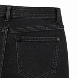 Curvella – Flattering High-Waist Stretch Denim Capris