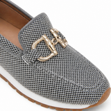 Wearbella – The Loafer That Doesn't Look Like Comfort Shoes