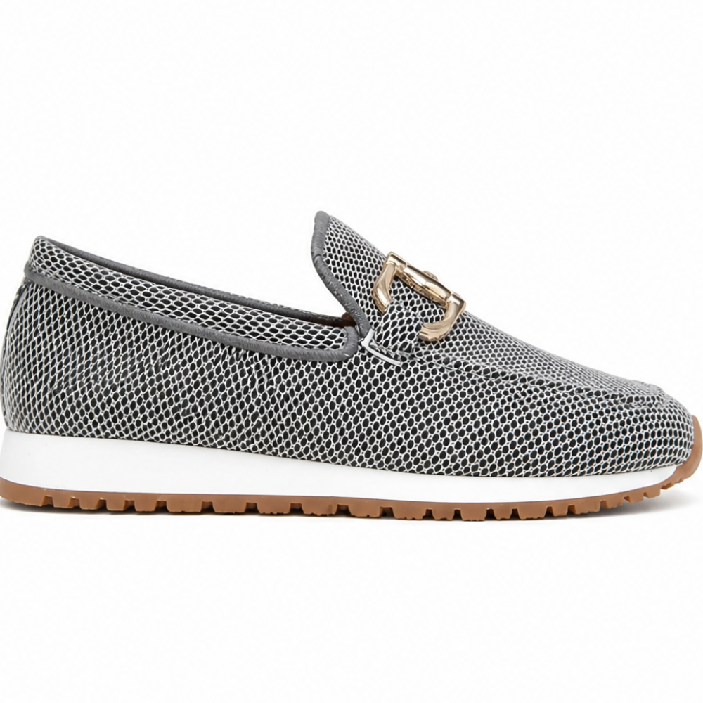 Wearbella – The Loafer That Doesn't Look Like Comfort Shoes