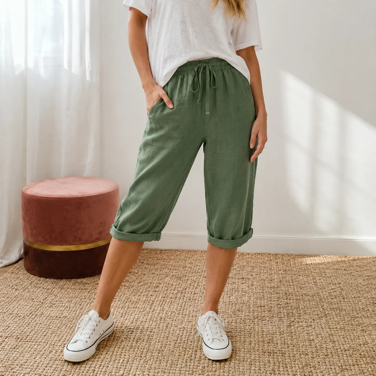 Sundara – Pull-on linen-look capri pants for women