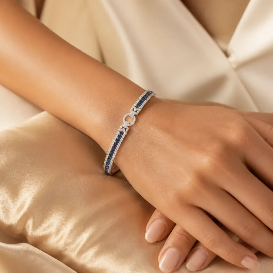 Sereva – Art Deco Sapphire Look Tennis Bracelet with Diamond-Look Clasp, Silver-Tone