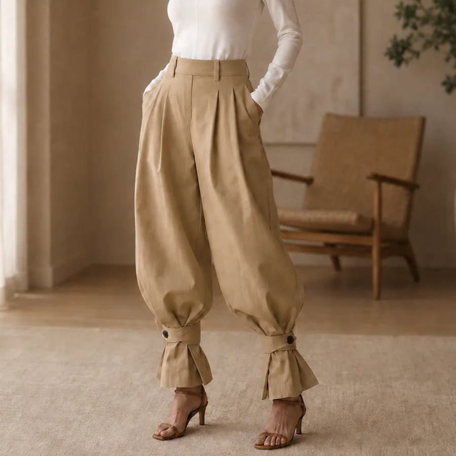 Marlow – Pleated Lantern Wide-Leg Trousers with Bow Cuffs