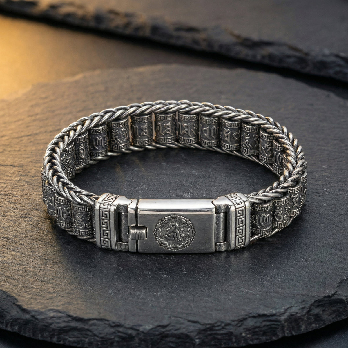 Mantaro – Mantra Spinning Wheel Bracelet