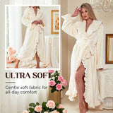 Plumiya – Baby-Soft & Warm Bathrobe