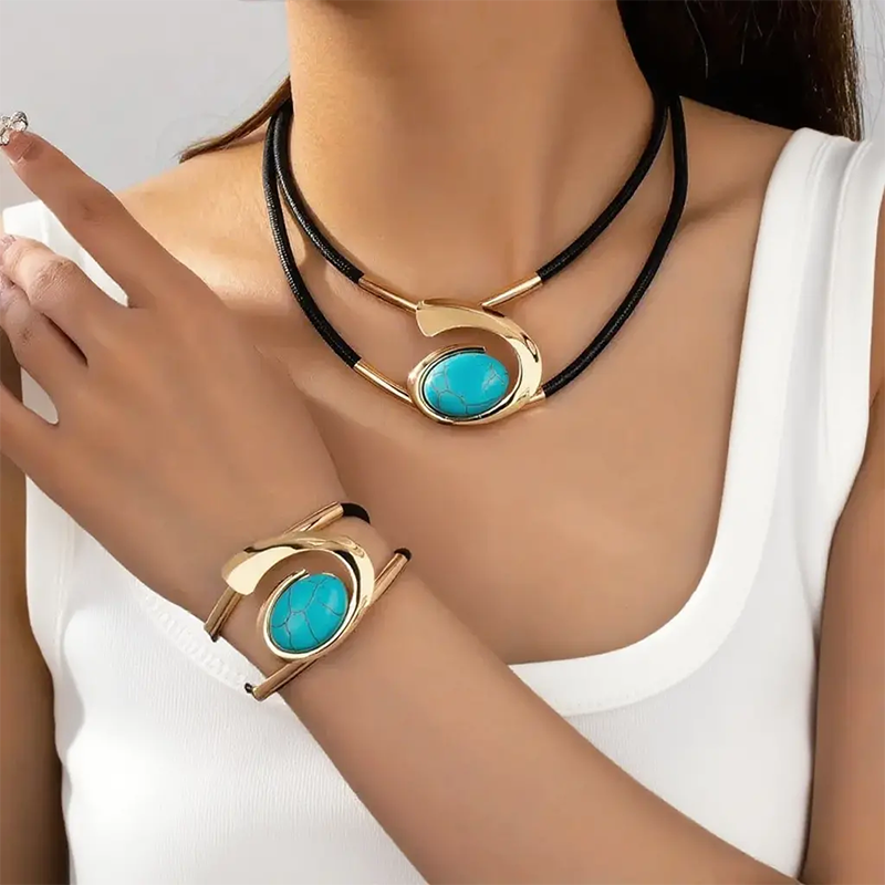 Solmera - Boho Necklace and Bracelet Set