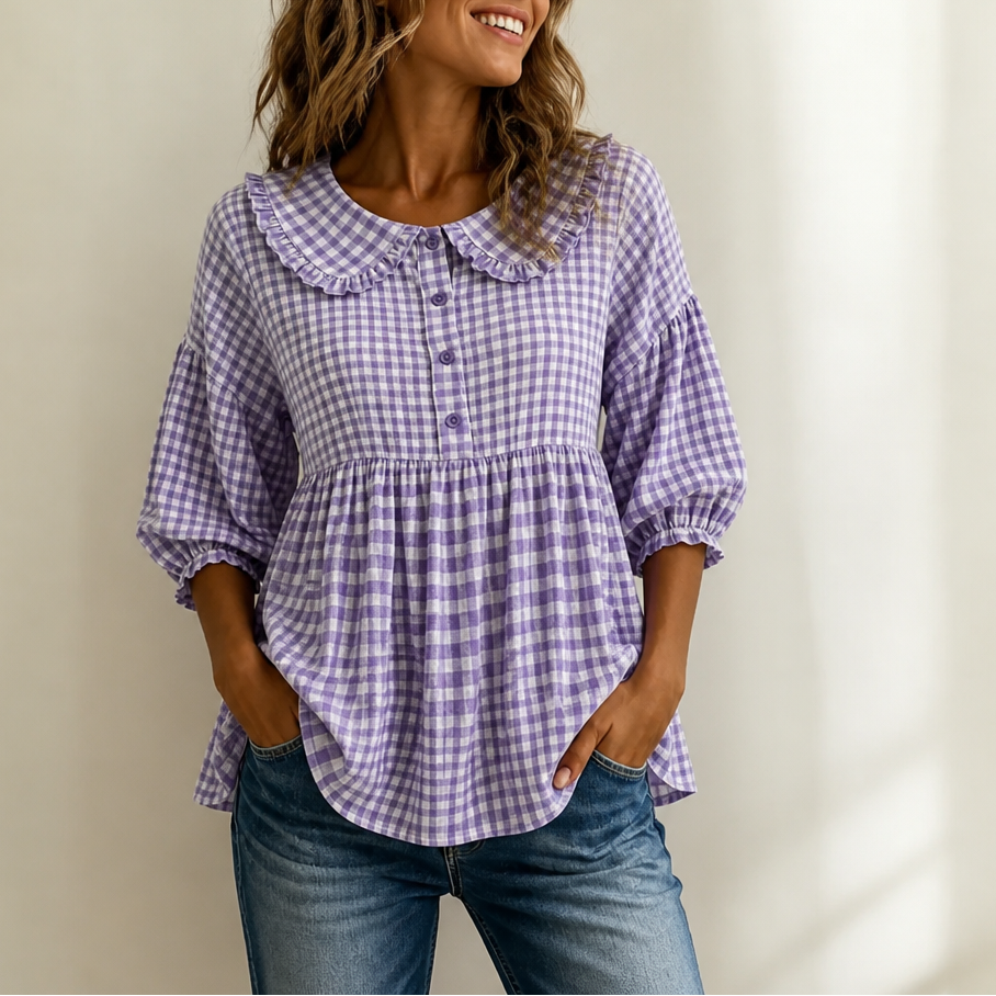 Ruffleigh – Blouse With A Collar That Frames The Face