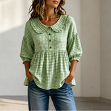 Ruffleigh – Blouse With A Collar That Frames The Face