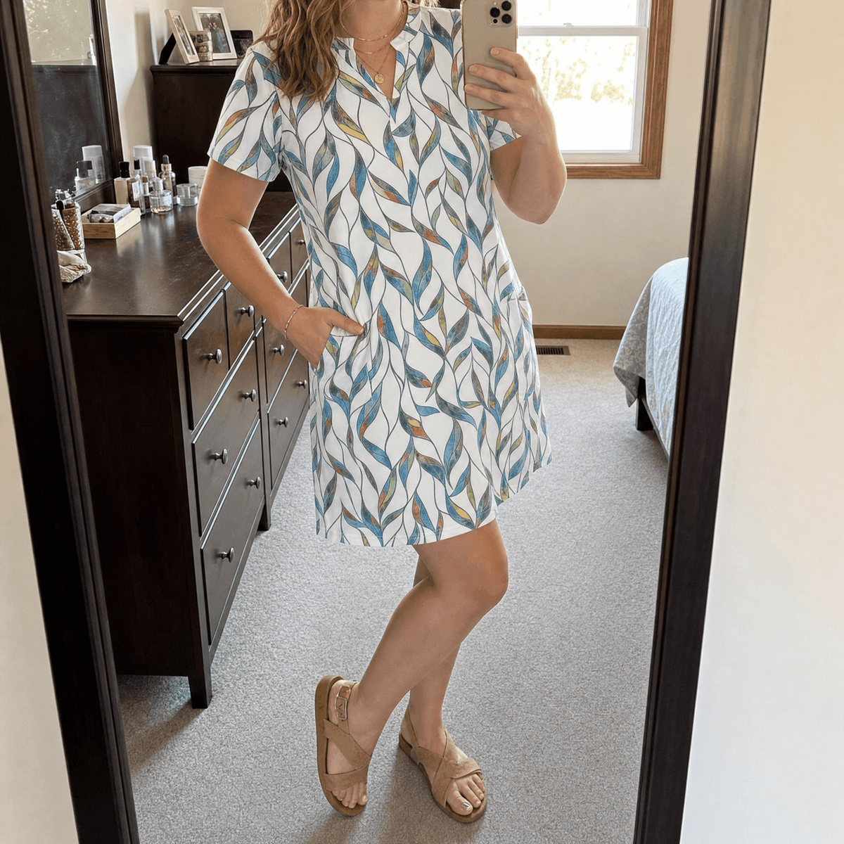 Veluna – Women's V-Neck Floral Dress with Pockets