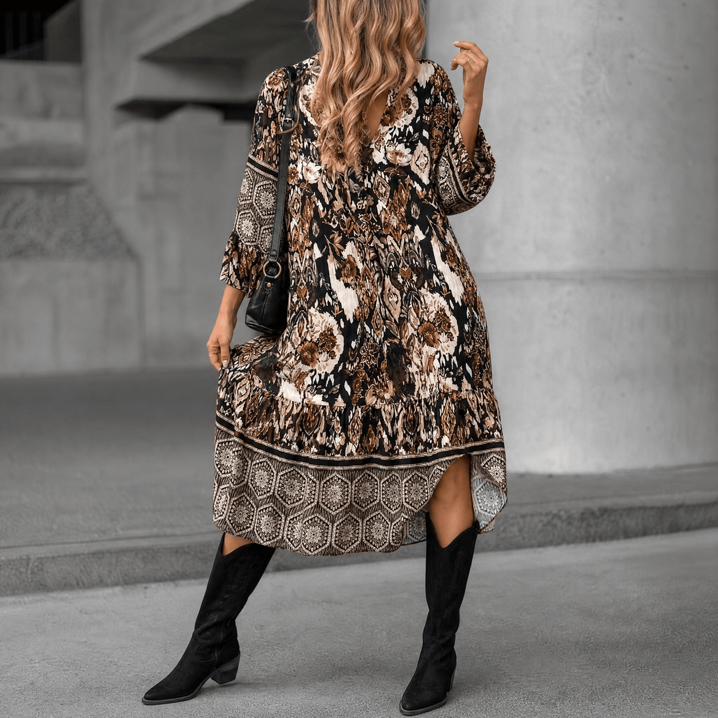 Vivara - Elegant V-Neck Printed Dress
